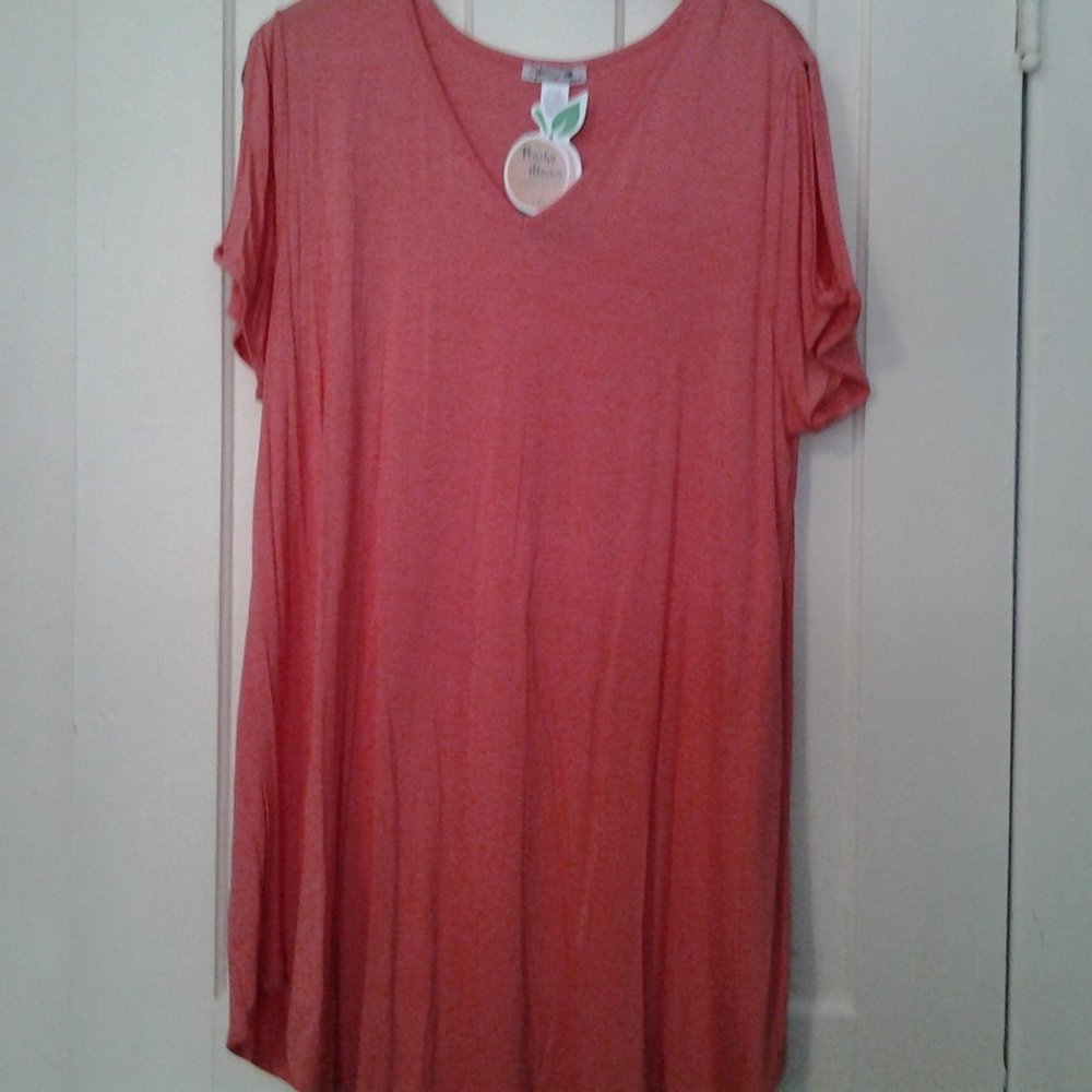 Coral Cold Shoulder Tunic .. Size 1XL .. NWT!